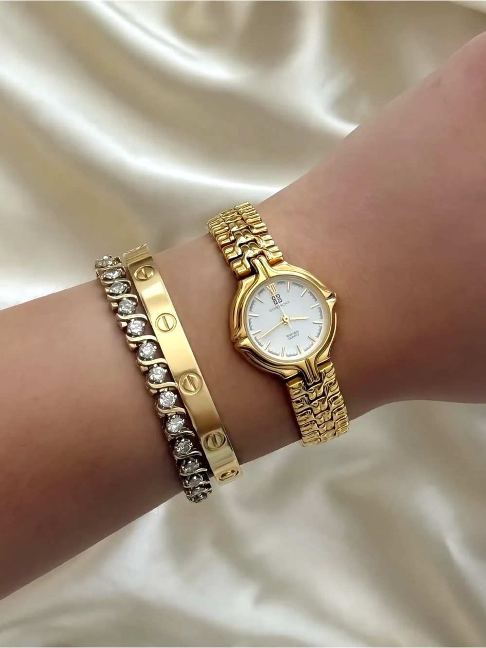 AUTHENTIC VINTAGE GIVENCHY GOLD WATCH